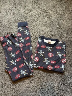 Hanna Andersson MARVEL Navy Captain America Pajama Set. Size 12